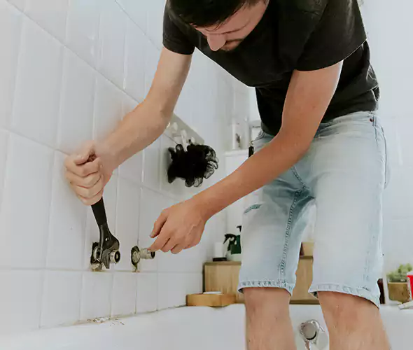 Affordable Bathtub Faucet Replacement in Lynbrook: Choose Experienced Local Technicians
