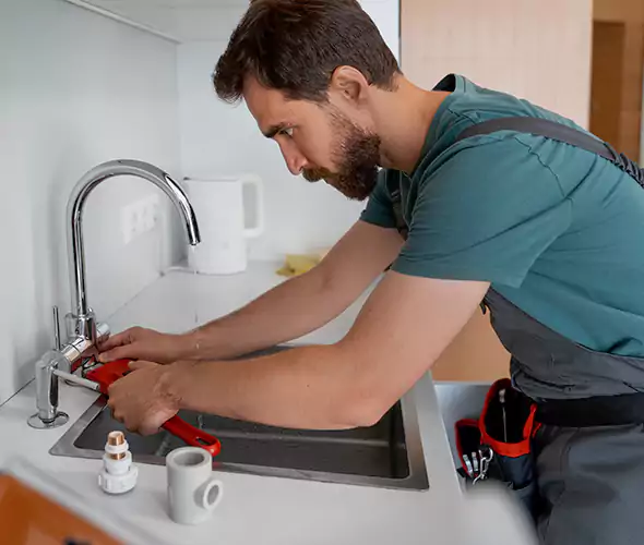 Professional Faucet Replacement Specialist in Lynbrook, NY: Schedule Affordable Faucet Replacement Services with Us