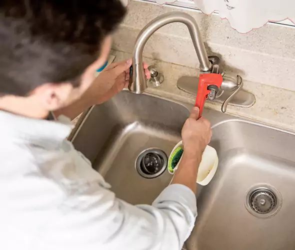 Professional Sink Repair Specialist in Lynbrook, NY: Schedule Reliable Sink Fixing Services with Us