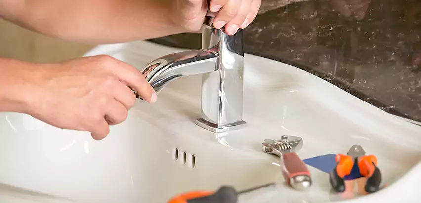 Bathtub Faucet Replacement in Lynbrook
